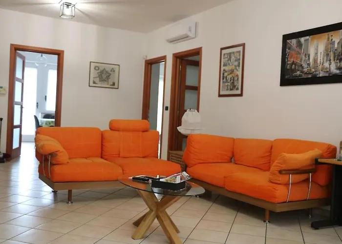 Officium Su Piazzetta Apartmán *